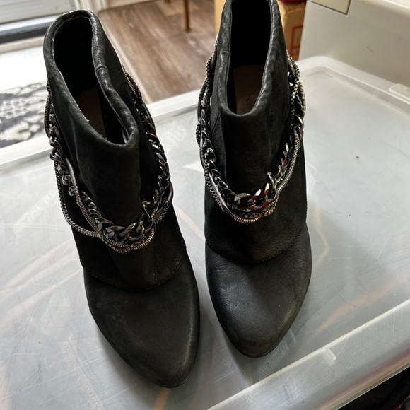 Designer boots - Picture 2 of 4